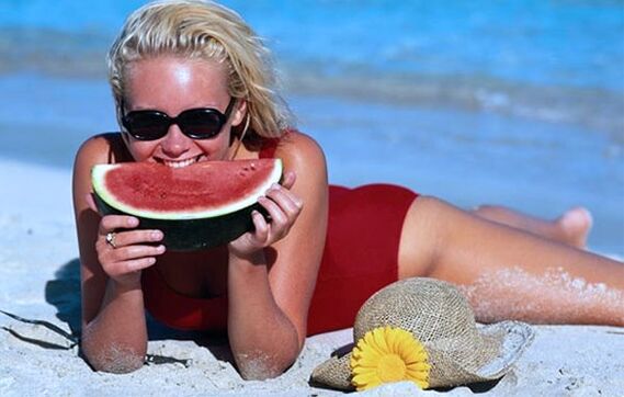A dieta da sandía é mellor observada no verán quente